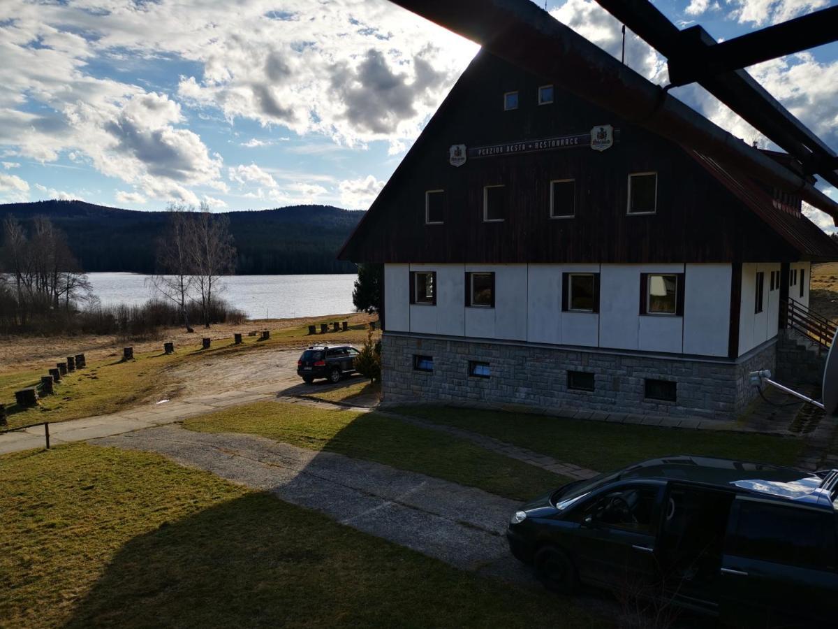 Hotel Penzion Tomy Na Pláži Frymburk Exteriér fotografie