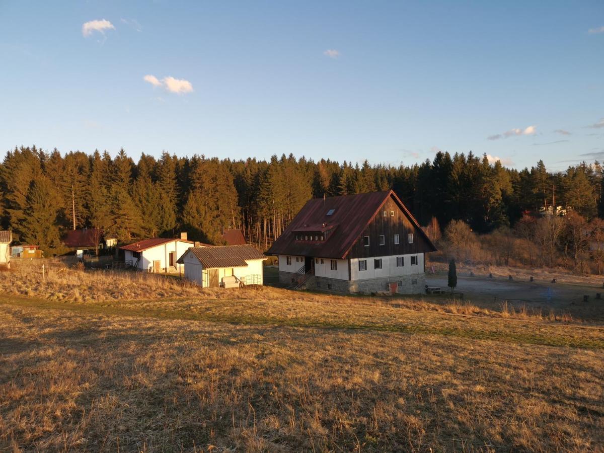 Hotel Penzion Tomy Na Pláži Frymburk Exteriér fotografie