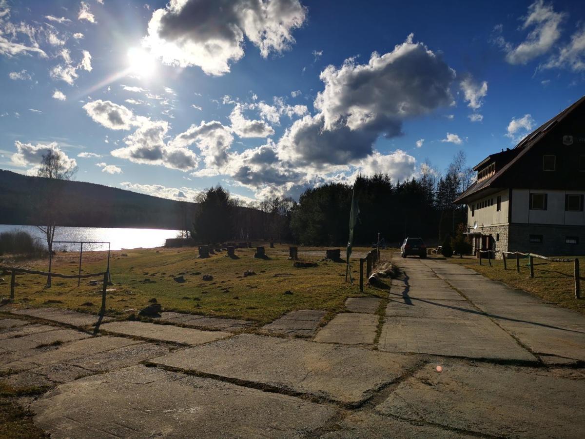 Hotel Penzion Tomy Na Pláži Frymburk Exteriér fotografie