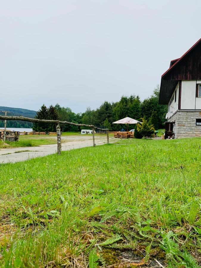 Hotel Penzion Tomy Na Pláži Frymburk Exteriér fotografie
