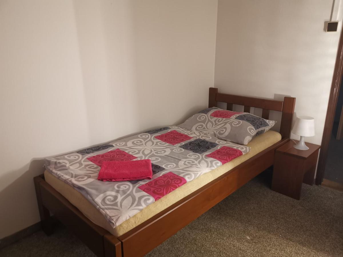 Hotel Penzion Tomy Na Pláži Frymburk Exteriér fotografie