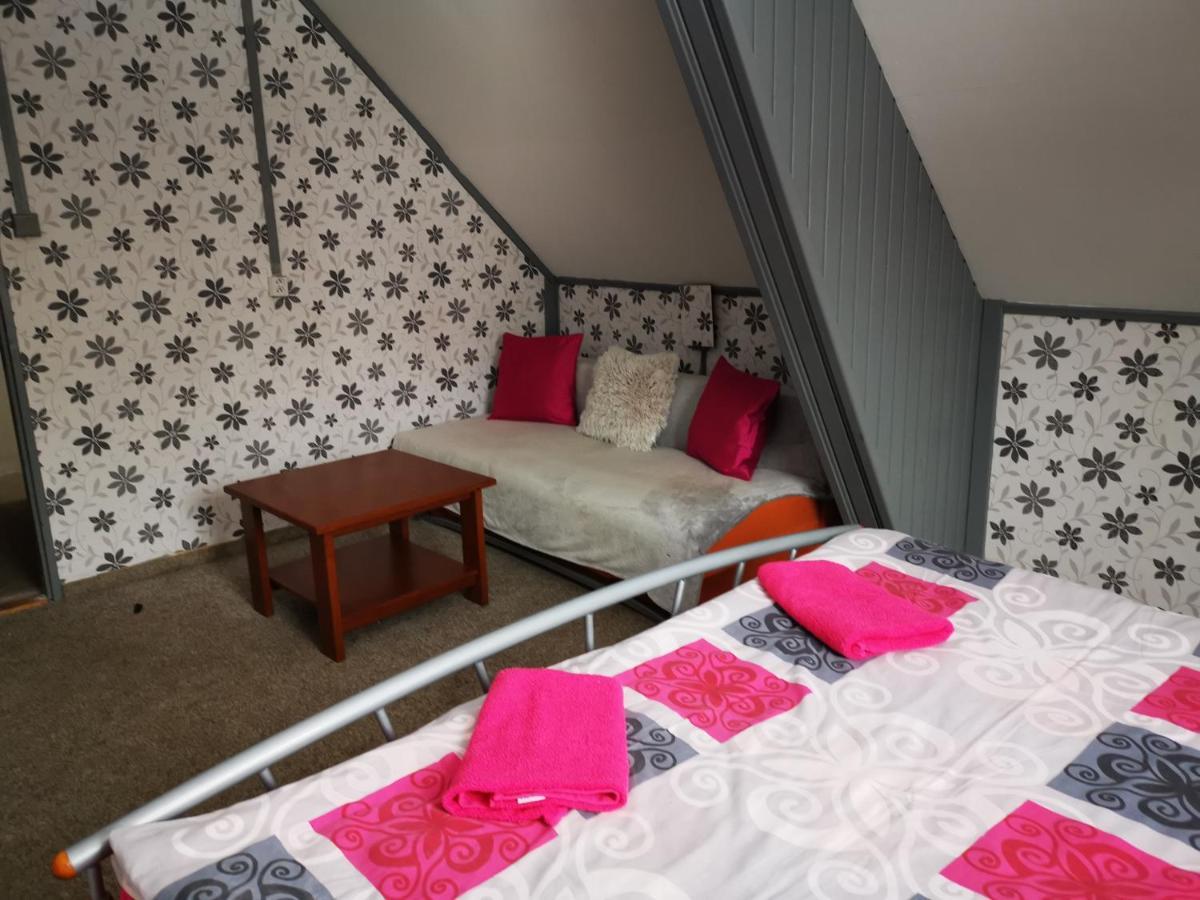 Hotel Penzion Tomy Na Pláži Frymburk Exteriér fotografie